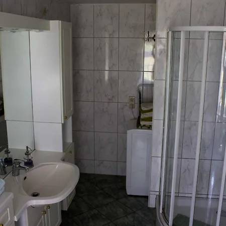 Damwildhof Blievenstorf- *